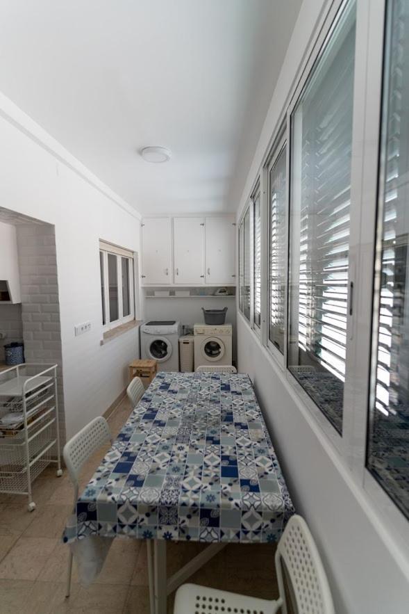 Caparica Beach House Holiday Home コスタ・ダ・カパリカ エクステリア 写真