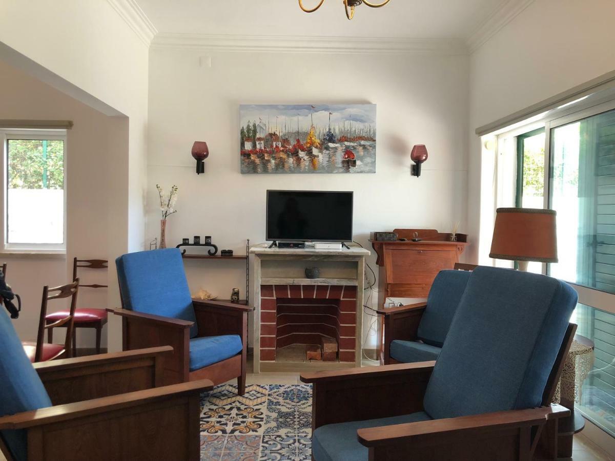 Caparica Beach House Holiday Home コスタ・ダ・カパリカ エクステリア 写真