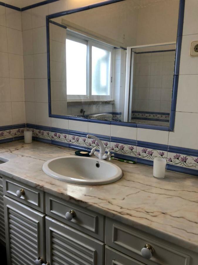 Caparica Beach House Holiday Home コスタ・ダ・カパリカ エクステリア 写真